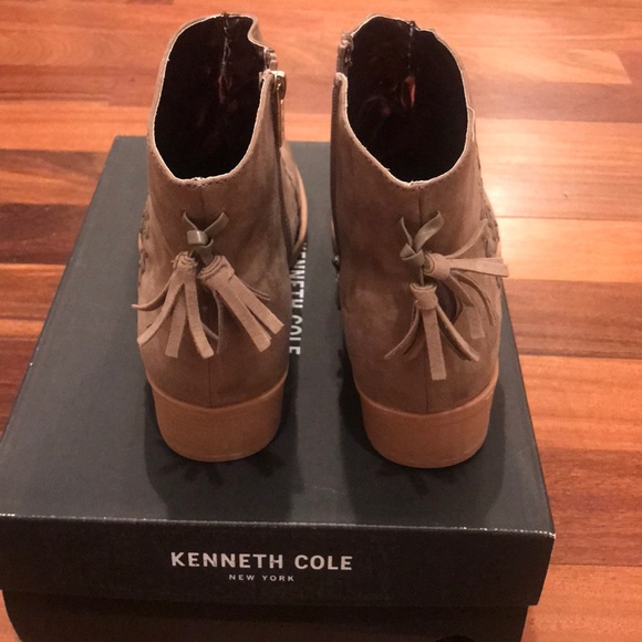 Kenneth Cole - Picture 3 of 7